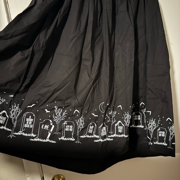 Black Skirt with White Graveyard Design - Picture 2 of 4